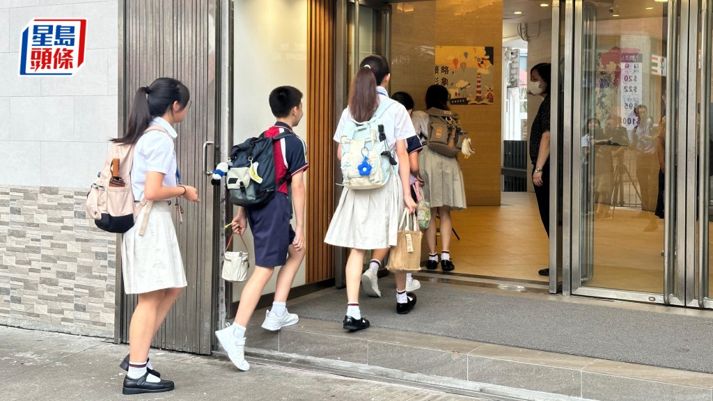 截至今年5月,共有935所香港公帑資助學校與內地學校締結2,933對姊妹學校。