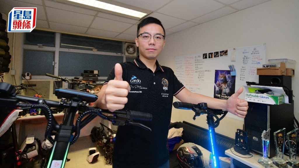許堅信指隨著政府前年起分階段實施試行計劃,關注的人漸多,「每日有2、3個電話打嚟。」歐樂民攝