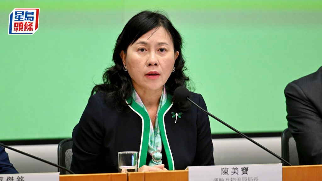 陳美寶表示,黃金周期間,城巴及九巴營運共三組旅遊路線,整體乘客量上升超過1.5倍。資料圖片