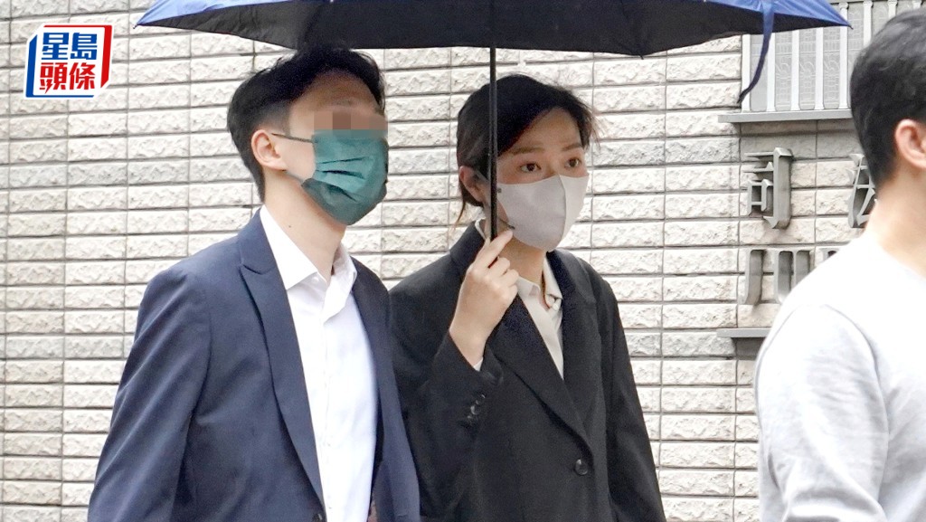 被告余鳳珍(右)。資料圖片