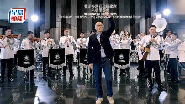 入境處與藝人鍾鎮濤合作，由B哥哥唱出他親自為全港選民創作的歌曲《投一票》。