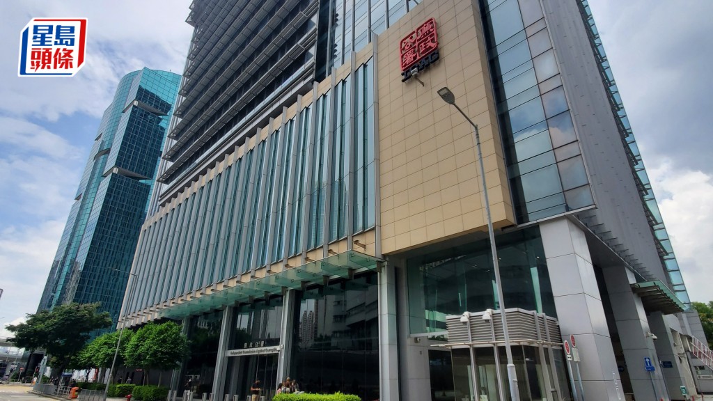 廉政公署與會計及財務匯報局首次採取三方聯合行動，涉及兩家香港上市公司，拘3人。資料圖片