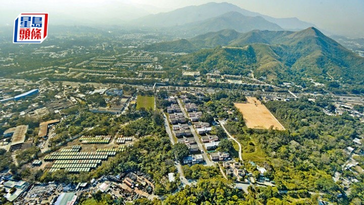 兩名長者在古洞行山感到不適。資料圖片