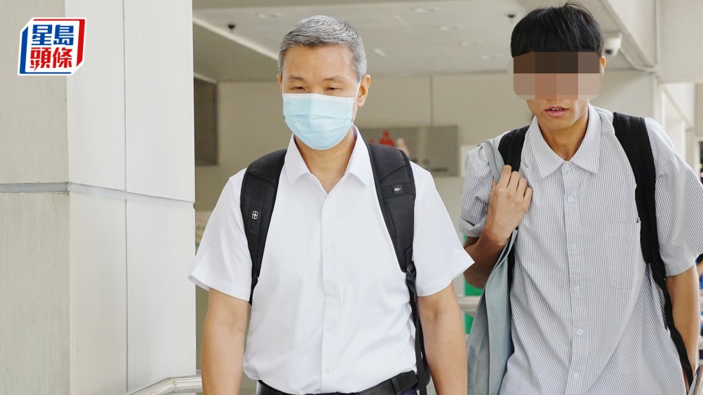 被告黃土生(戴口罩者)。汪旭峰攝