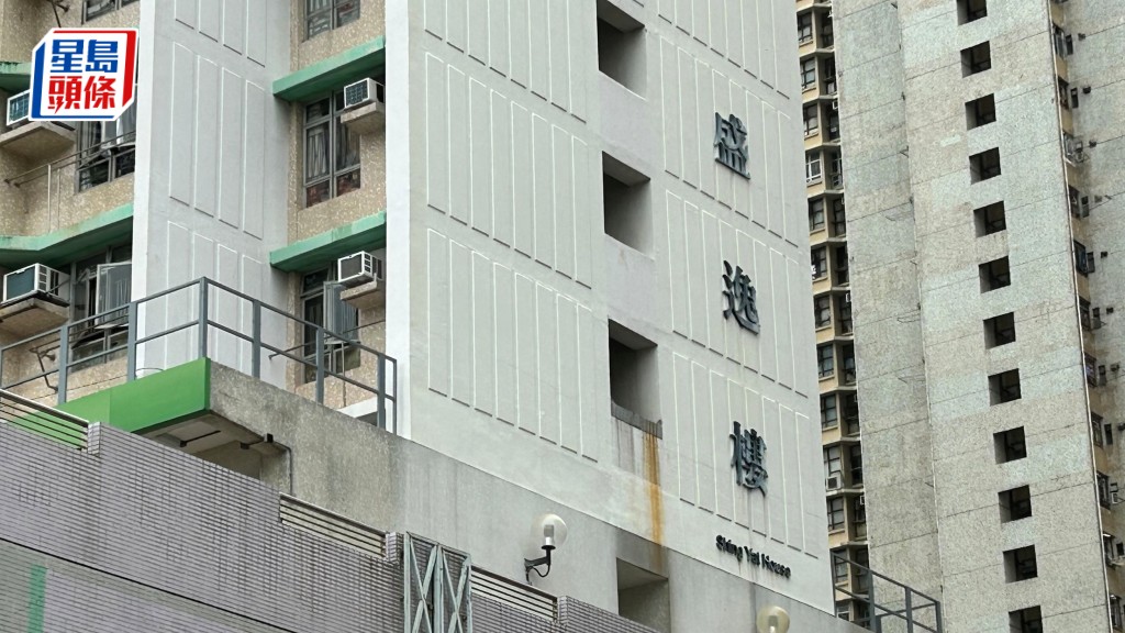 房署職員登門揭發單位內老婦逝世化成骸骨。蔡楚輝攝