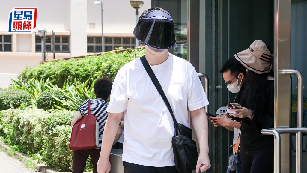 被告杜茂森否認發送威脅殺死某⼈的文字罪受審。何家豪攝