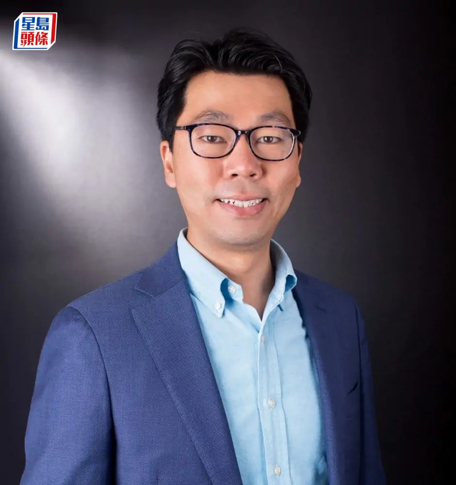 新加坡國立大學及新加坡金管局今日發出聯合公告,宣布聯合委任香港大學經濟及工商管理學院副院長(對外事務)鄧希煒,擔任經濟與金融領域的金管局短期講學教授。港大網上圖片