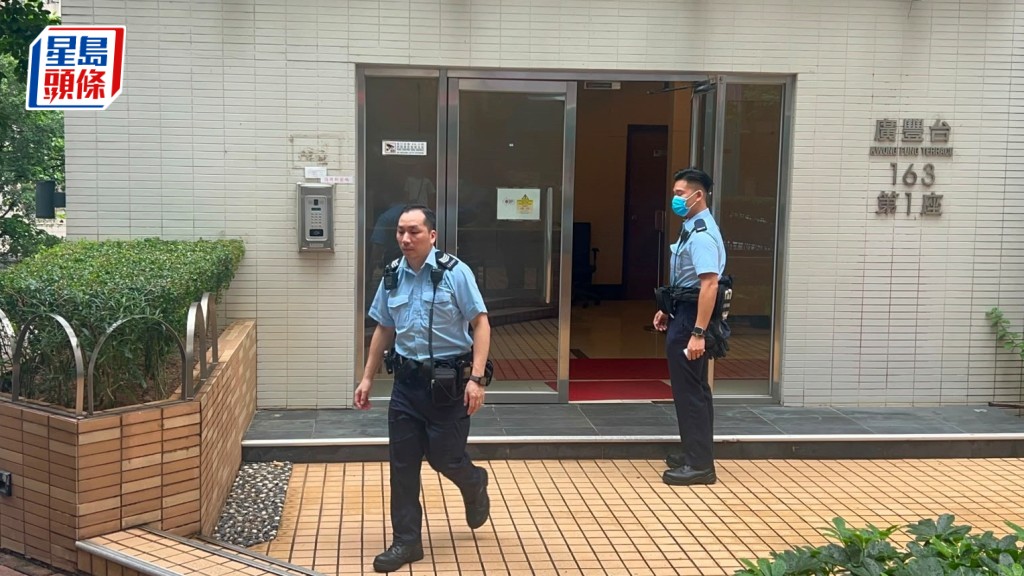 警員到場調查。楊偉亨攝