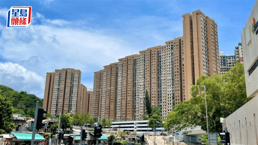 薄扶林置富花园高层3房户每月2万租出 呎租约34元