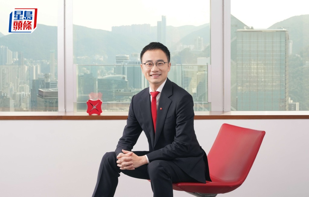 星展香港董事總經理兼企業及機構銀行總監陳智勇表示，逾六成受訪企業對未來營商前景感到樂觀，反映香港企業正以積極務實的態度迎接未來。