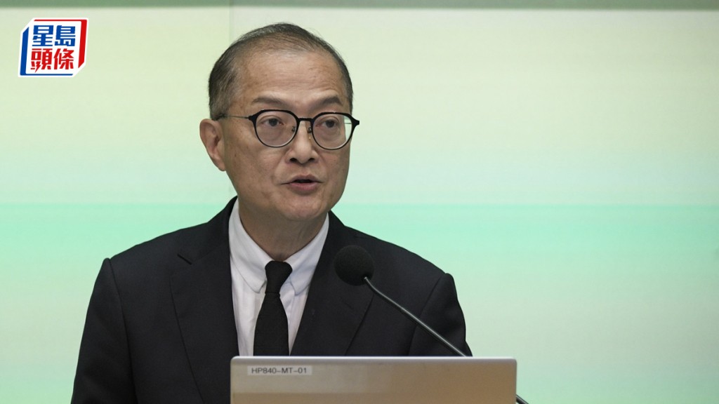 盧寵茂指政府冀以現有政策處理醫護人手短缺問題。陳浩元攝