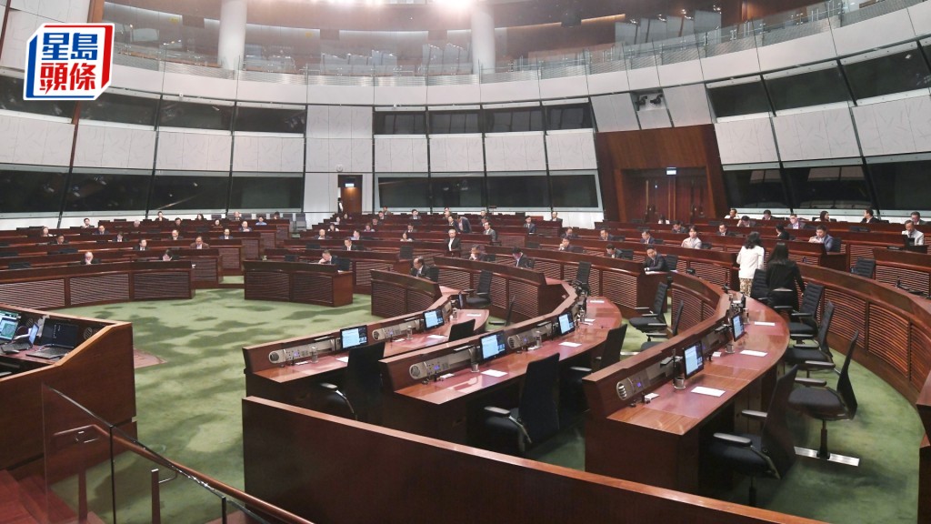 立法會今日恢復二讀審議有關草案。何君健攝