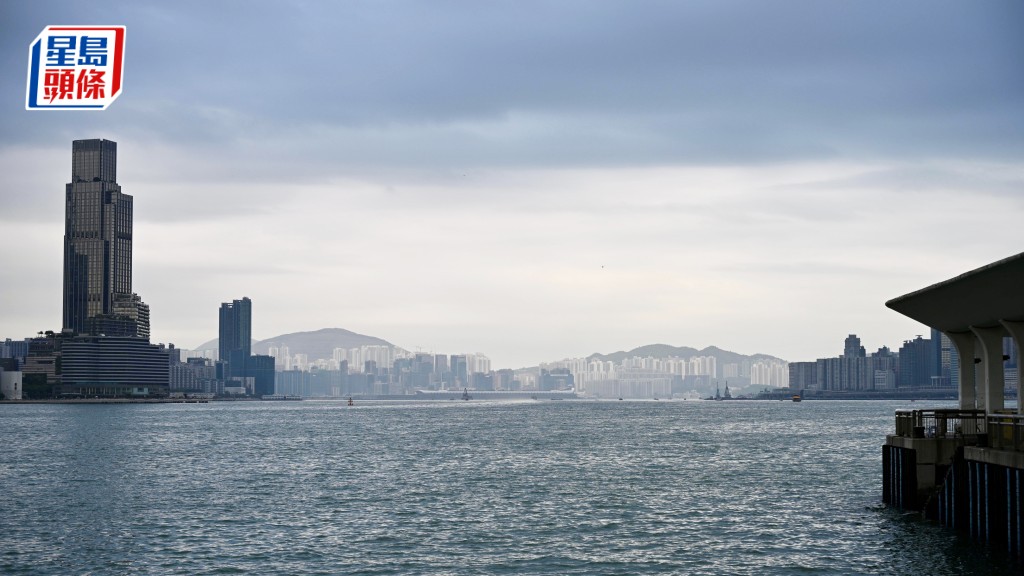 酷熱天氣|天文台:與低壓槽相關雷雨區正橫過珠江口 未來兩三小時或影響本港