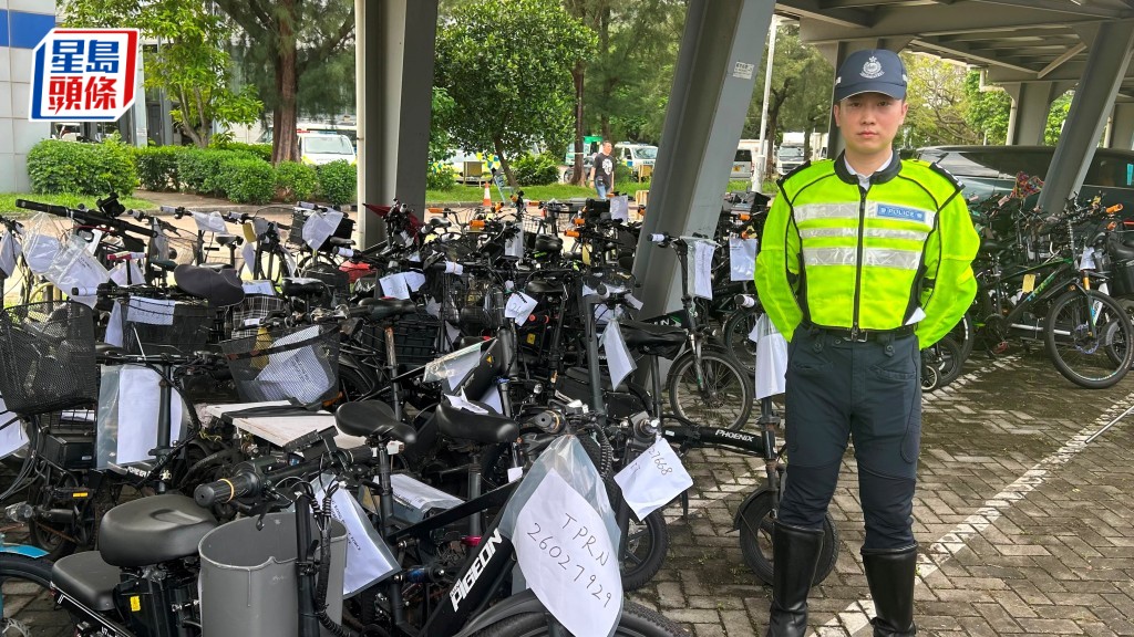警方打擊非法駕駛電動可移動工具拘149人。蔡楚輝攝