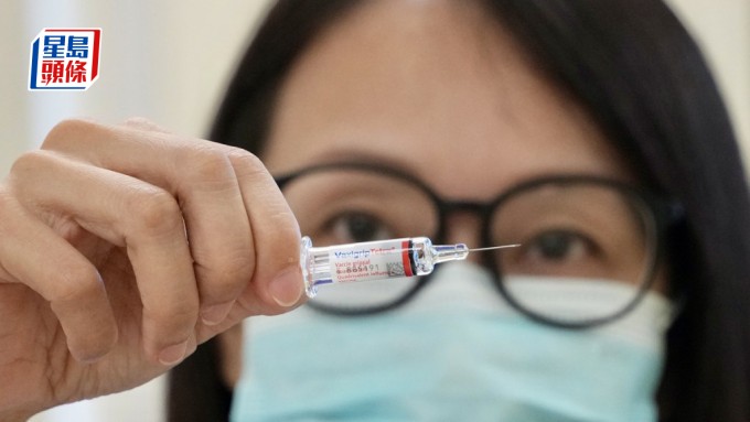 衞生署8.19起簡化初始劑次接種安排  5歲以上人士只須打一針即完成。資料圖片