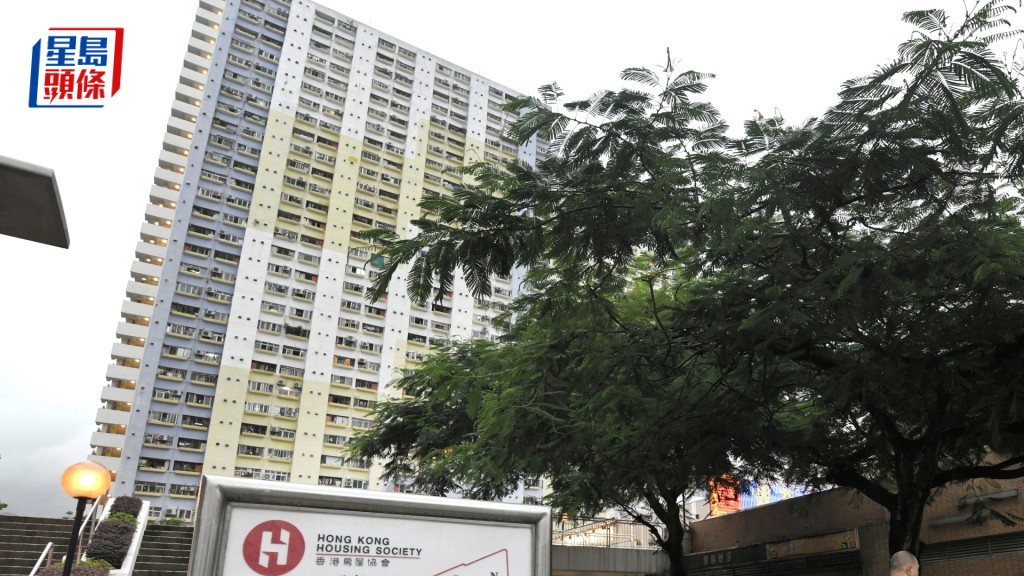 房協今年4月1日推出「舉報濫用公屋獎」,希望鼓勵市民以實名提供被濫用公屋的個案資料。資料圖片