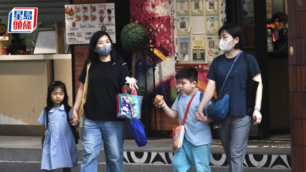 基孔肯雅熱︱利東邨內有3間幼稚園 父母憂小朋友感染 噴足蚊怕水