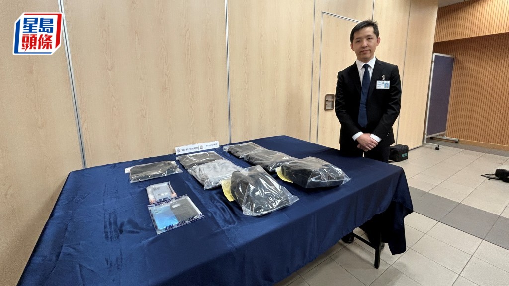警拘兩名男子涉搶劫。林思明攝
