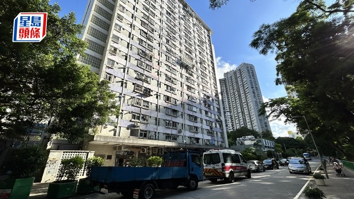 博康邨男子墮樓死亡。蔡楚輝攝