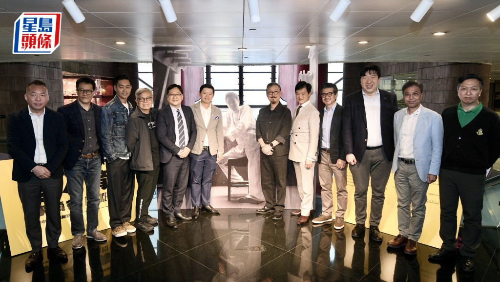 李小龙诞生85周年︱李小龙会获捐赠「故居纪念牌」屹立恒丰中心商场一楼