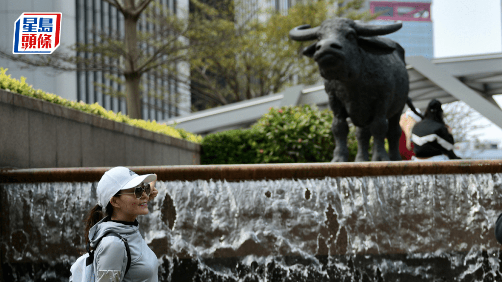 觀望習特會 港股高開低走 專家指26800點有阻力 阿里AI「交到功課」