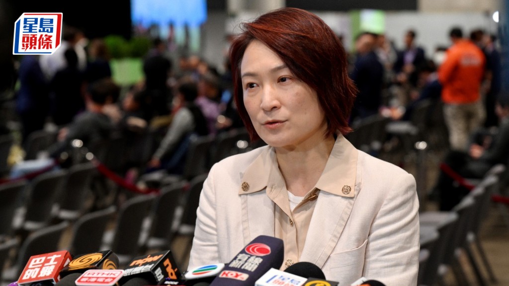 民建聯今屆派出26人參選，包括13人參與地區直選、5人競逐功能界別及8人競逐選舉委員會界別，最終取得20席。