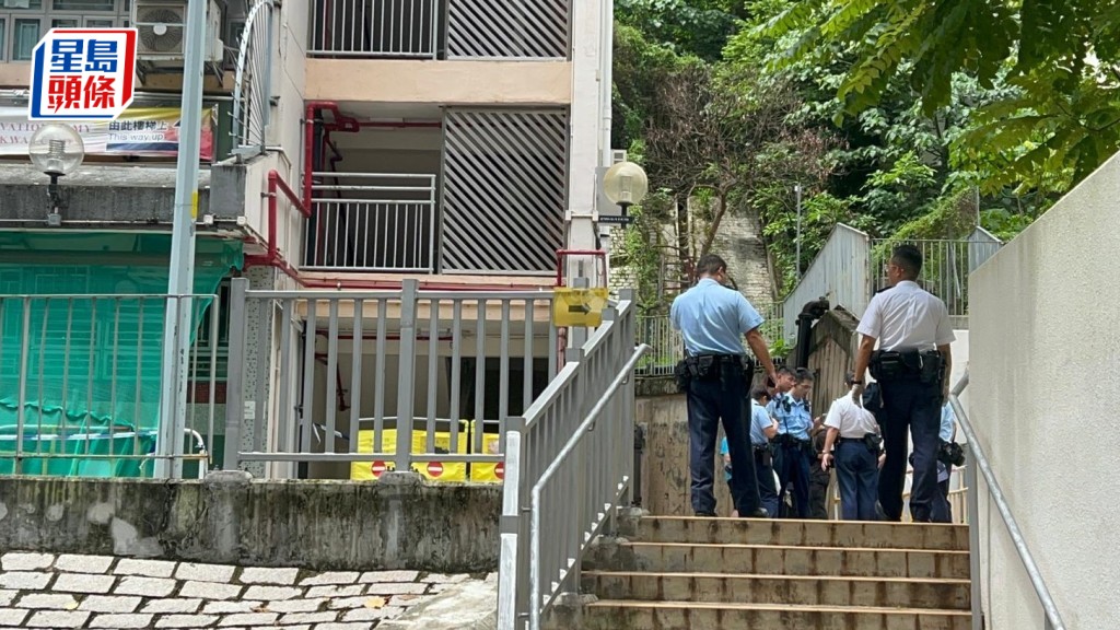 警員到場調查。楊偉亨攝