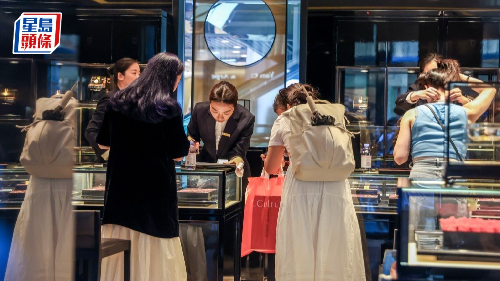 香港第三季GDP增長3.8%勝預期  9月零售銷貨額313億元按年升5.9%。資料圖片