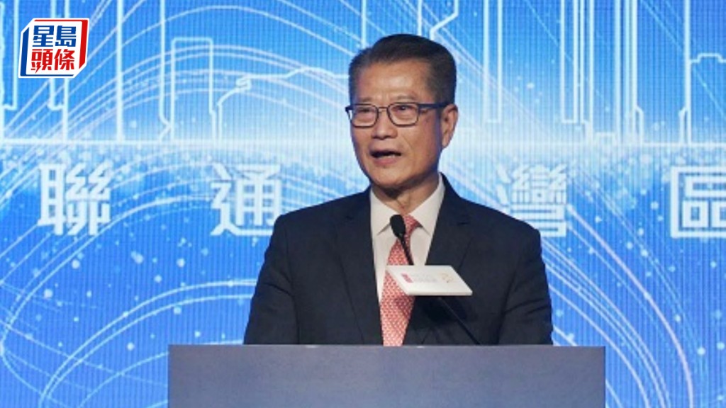 陳茂波表示,現時本港整體經濟狀況尚算平穩,繼續保持增長。資料圖片