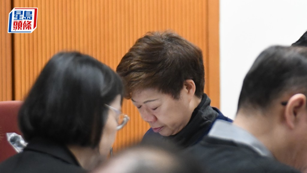黃碧嬌辭職｜曾捲宏福苑「離世授權票」風波 去信獨立委員會強烈否認「洗樓」等指控 曾稱病缺席多次區議會會議