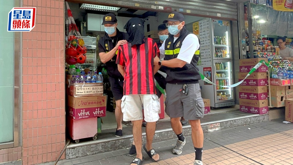 士多負責人被捕。林思明攝