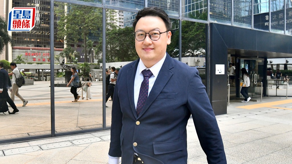 區議員施駿興涉否認非禮及非法性交兩罪受審。盧江球攝