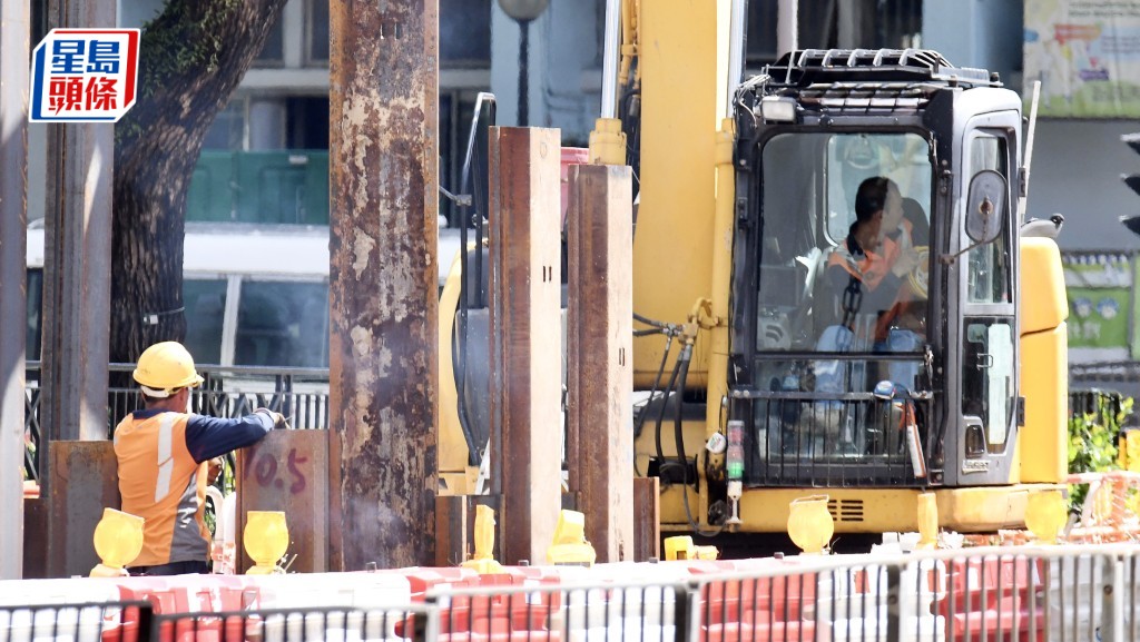 大型建築師樓兩度減薪近兩成 謝偉銓承認業界嚴峻：項目大減無工開 有老闆稱「唔捱得幾耐」