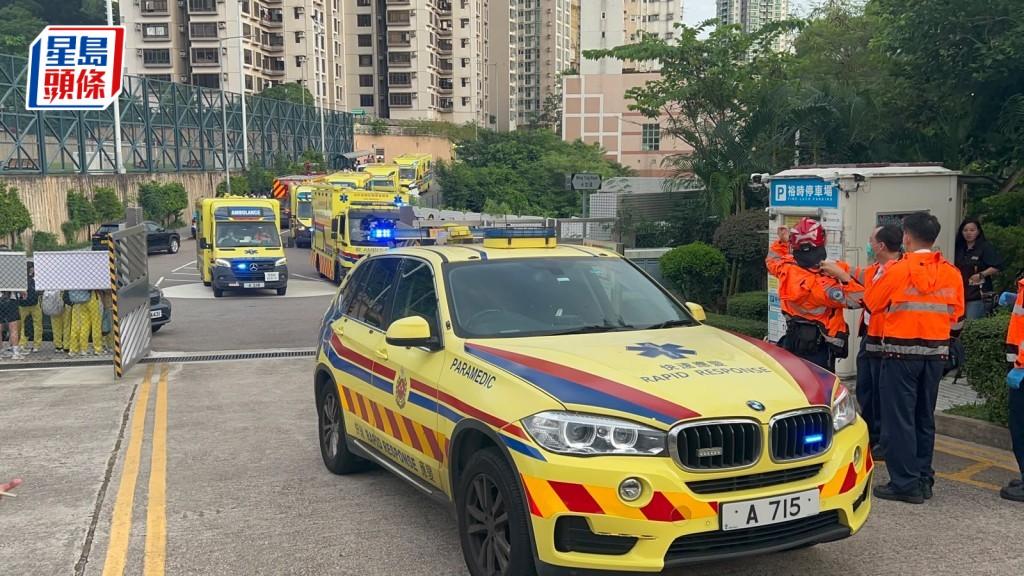 黃大仙校運會可疑飲品｜至少12學生不適 大批救護車到場 同學指有人聲稱「做慈善」