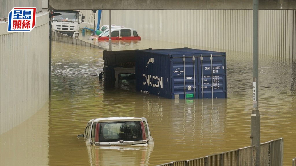 渠务署表示因应台风小犬，已检查和清理易堵塞黑点。资料图片