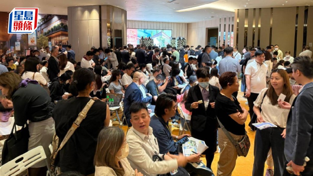 新盤餘貨單日沽73伙 THE HENLEY最矚目 內地客近2500萬連購3伙