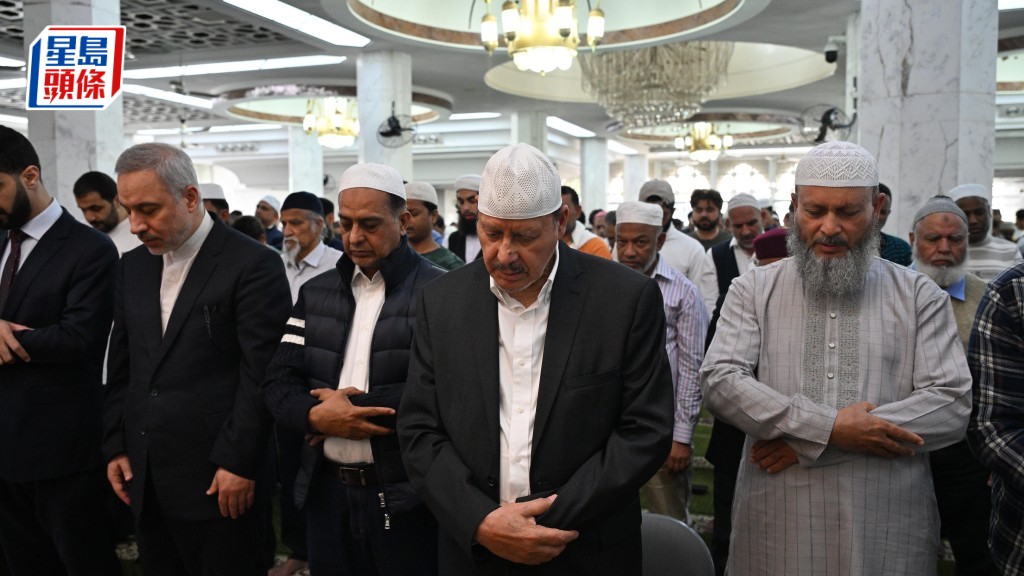 尖沙咀九龙清真寺今日（5日）举行「伊斯兰教大埔火灾特别祈祷会」。