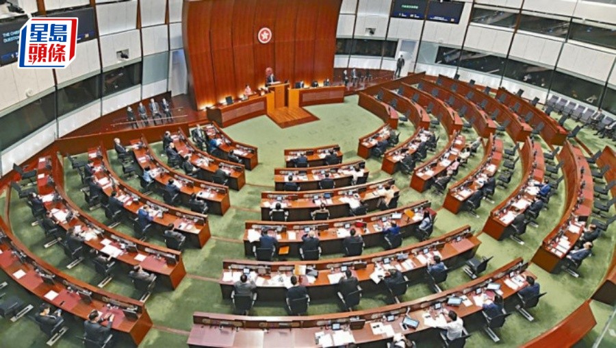 立法會大會今日繼續辯論由選委界江玉歡提出的議案。資料圖片