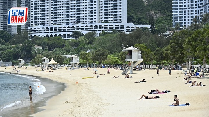 现场是水湾泳滩。资料图片