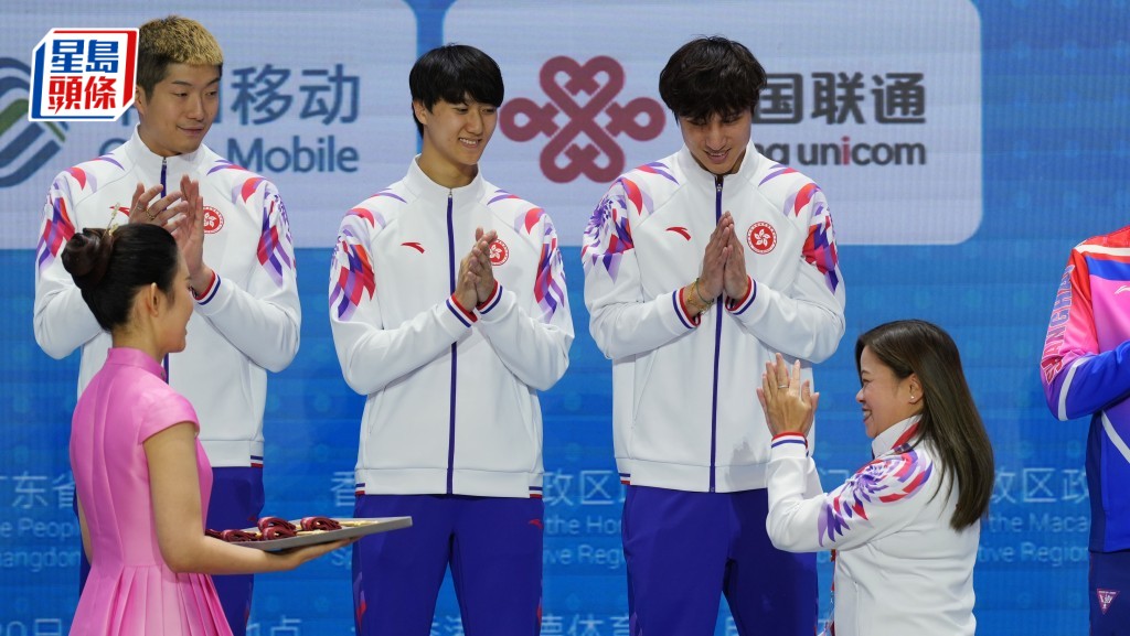 全運會｜港隊男子花劍團奪金 羅淑佩祝賀：自豪能與眾多香港支持者現場見證