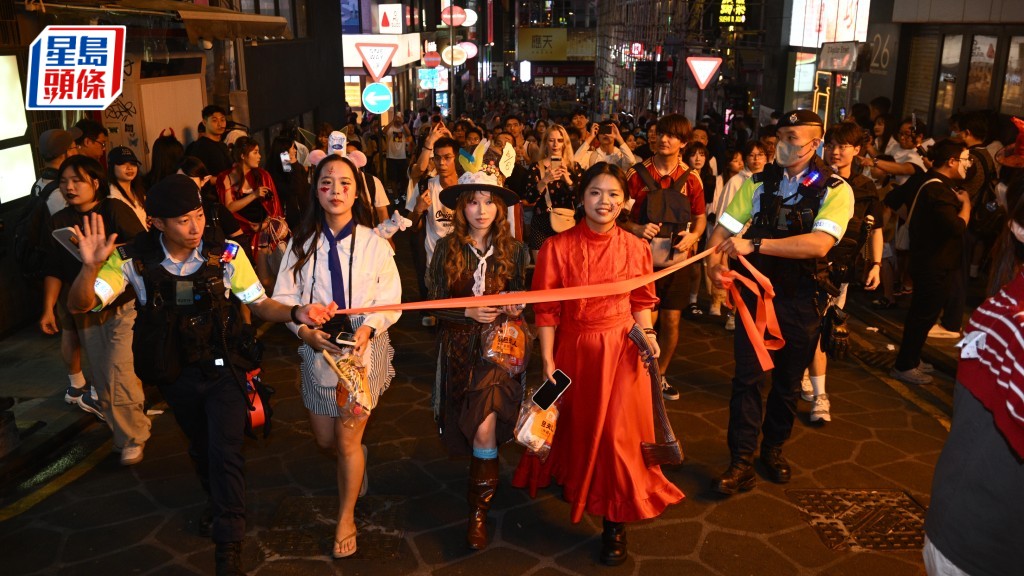 萬聖節｜警：蘭桂坊一帶非常擠迫 籲市民轉往其他地區