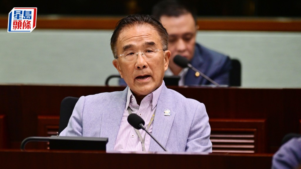 田北辰建議政府嚴格執行分時段預約,對未按預約時段出境的車輛罰款500元。資料圖片