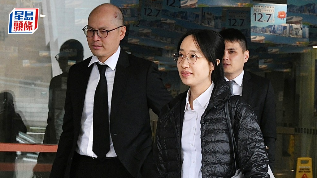 詹宇寧（左二女士）指海關沒有處理「空窗期」程序，她當時亦只是「摸住石頭過河」。何君健攝