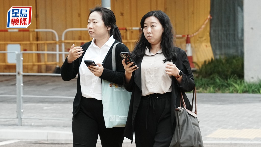 被告廖綺霖及廖綺瑩。汪旭峰攝