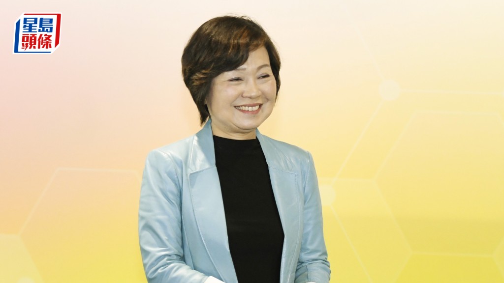教育局局長蔡若蓮表示，局方非常關注事件，強調無論「報到易」程式如何，都不會影響考試。資料圖片