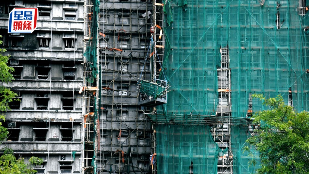 大埔宏福苑火災獨立委員會今（26日）舉行第4場聽證會，傳召2名清潔工人到場作供。