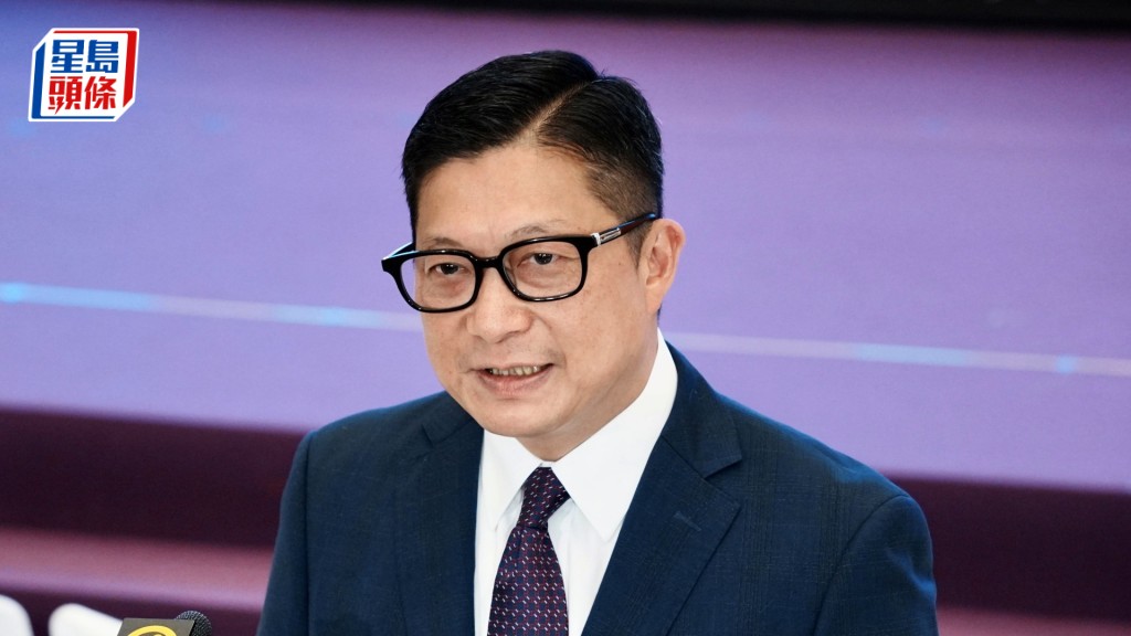 鄧炳強表示，作為保安局局長，將與保安局及轄下各紀律部隊，深入學習和貫徹四中全會精神。資料圖片