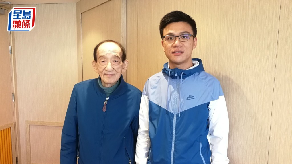 鄧成波(左)與兒子鄧耀昇(右)。資料圖片