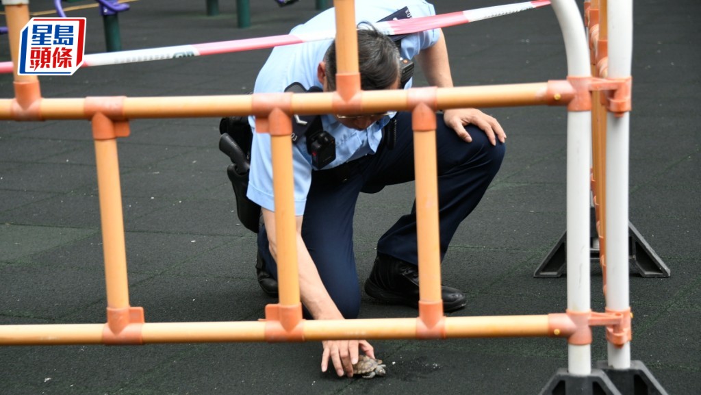 警員到場調查。楊偉亨攝