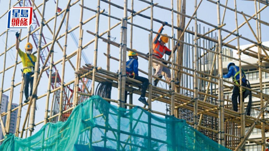 不少建造業界憂慮不夠工作,影響生計。資料圖片